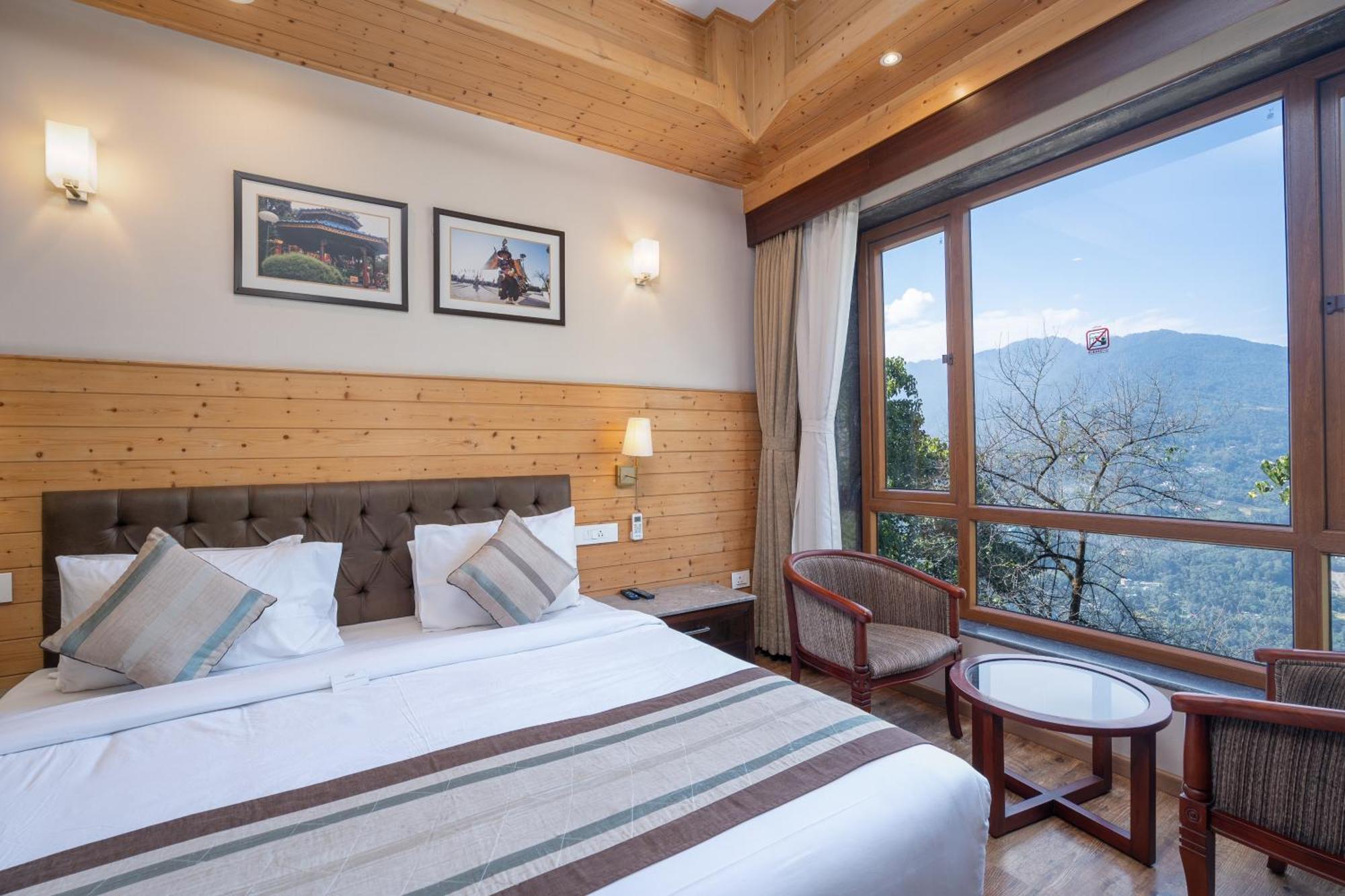 Summit Alpine Abode Hotel 5 Mins From Mg Marg Гангток Екстериор снимка